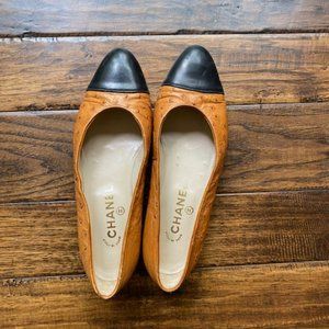 CHANEL Vintage Ostrich Ballet Flats